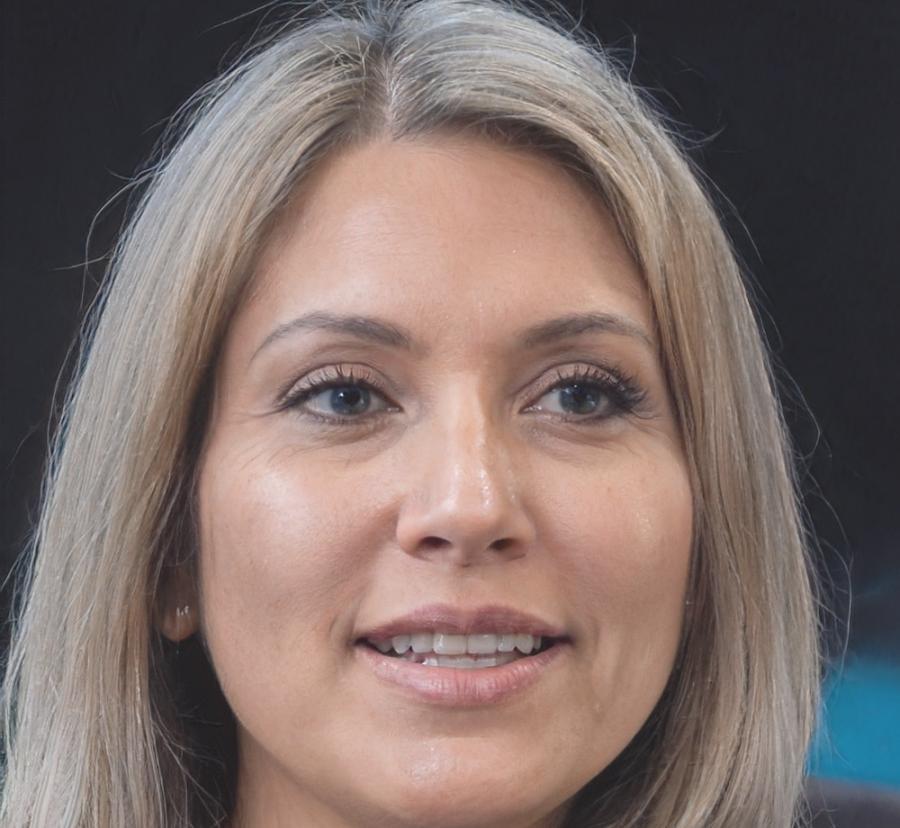 Retrato profesional de Laia Sorribes, asesora financiera especializada en comercio